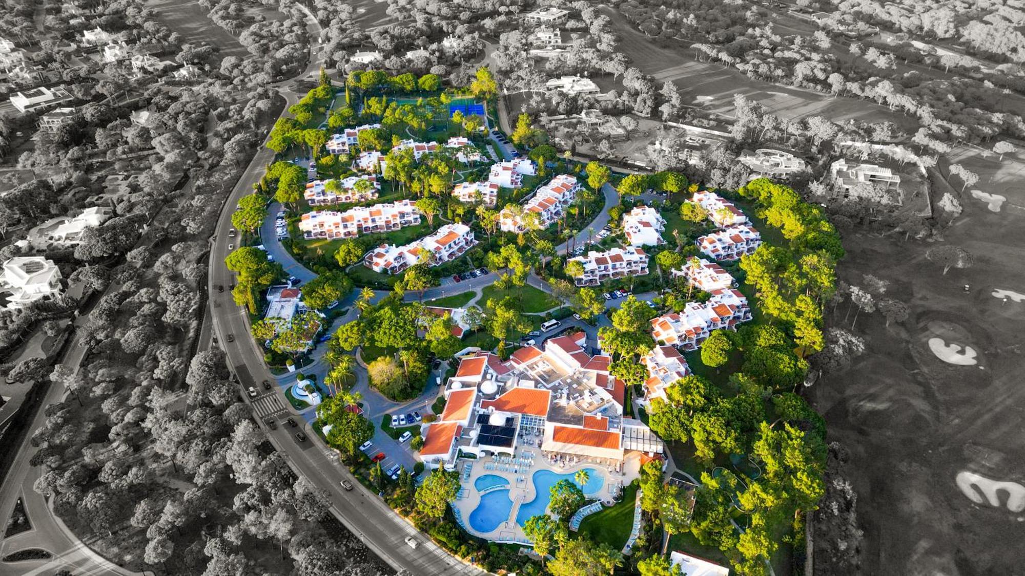 Отель Four Seasons Country Club Кинта-до-Лаго Экстерьер фото